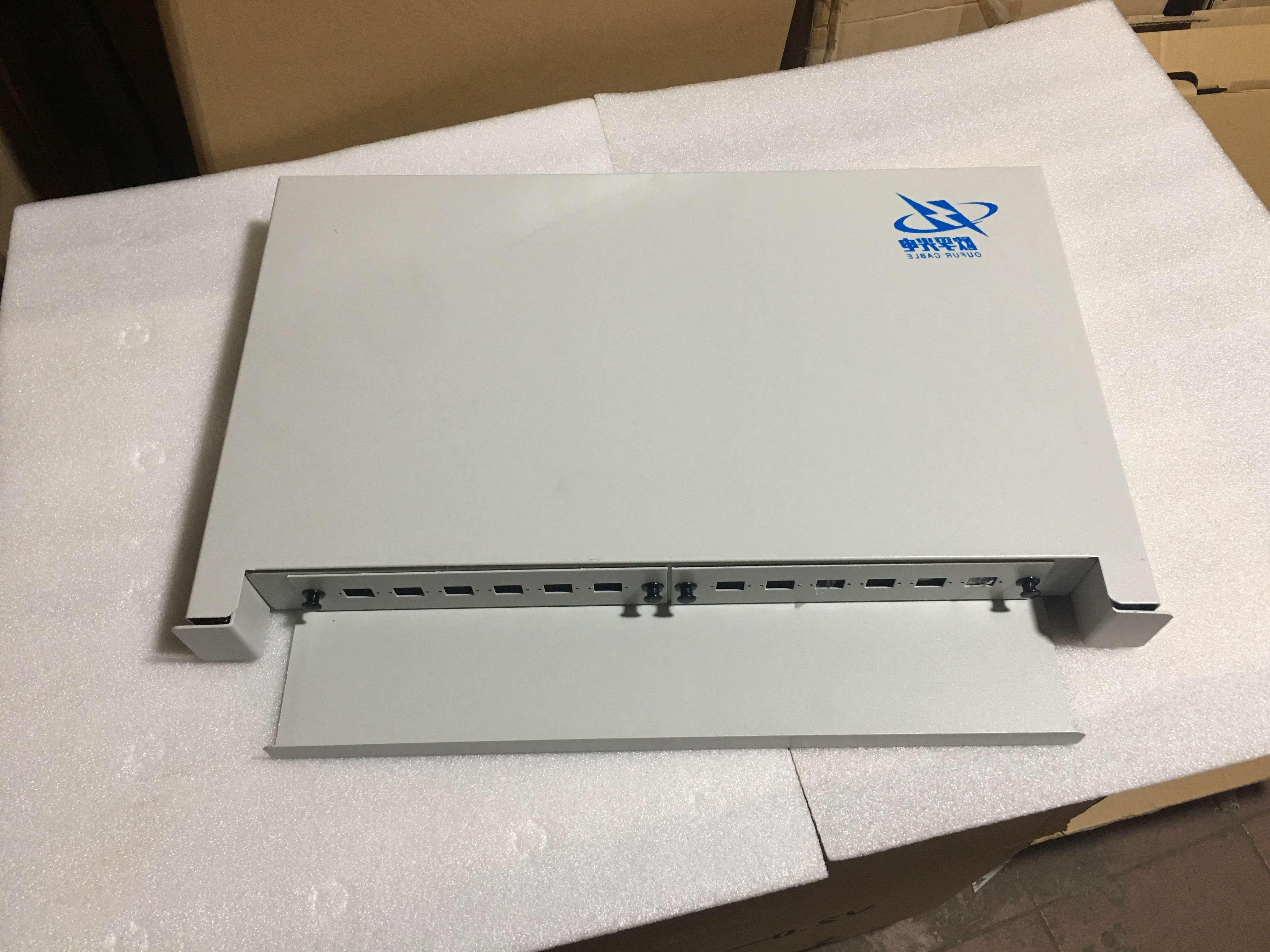 镇江市12芯光纤配线盒与40G 100G光模块连接方案